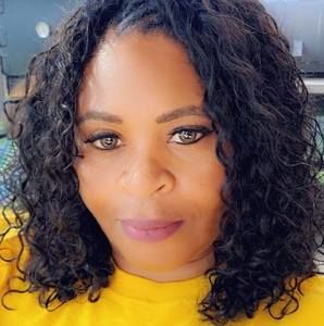 Meet your Posher, Edna